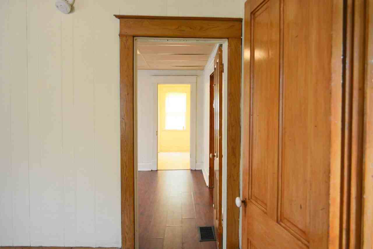 284 W Bruce St - Photo 5 of 22