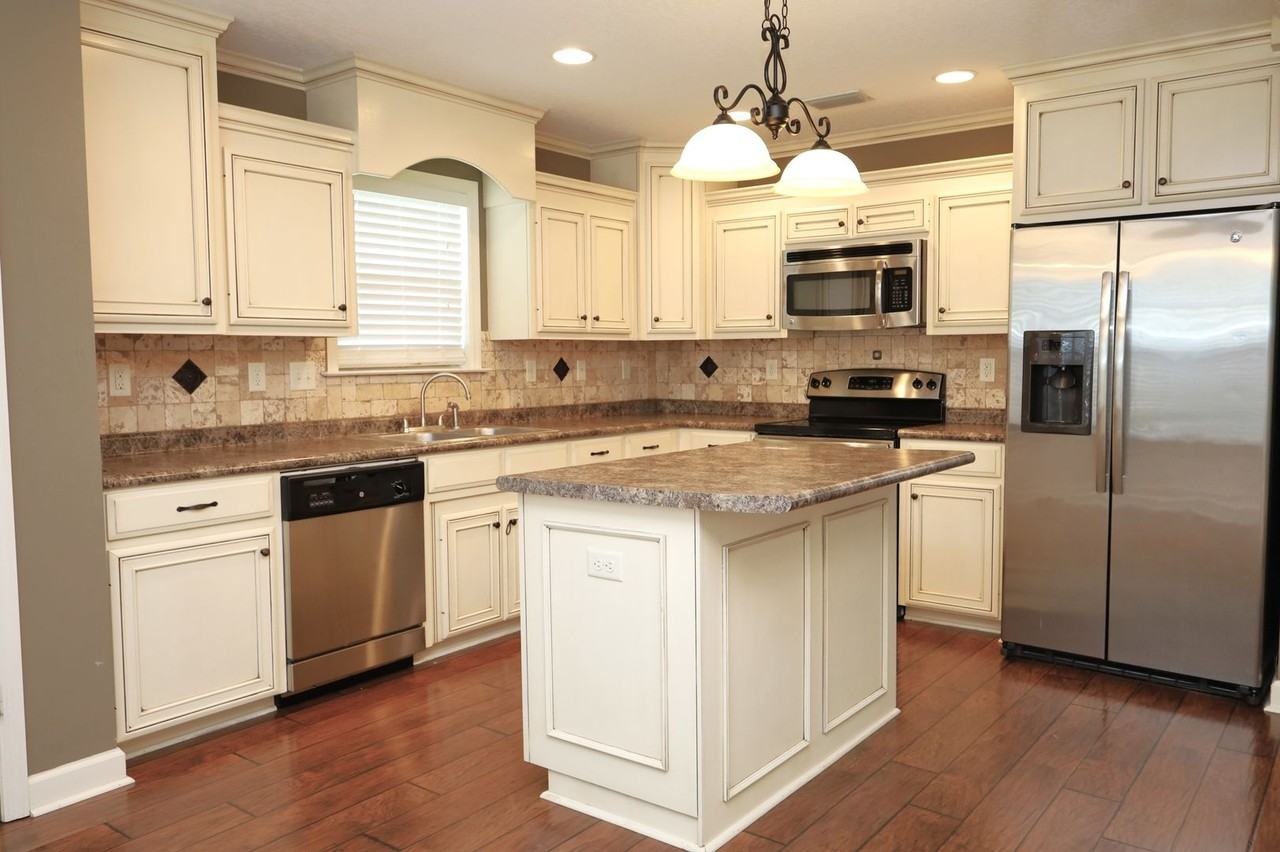 4105 Silver Gln - Photo 3 of 12