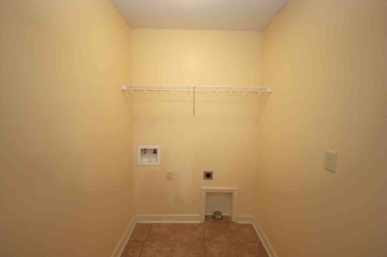 4105 Silver Gln - Photo 5 of 12