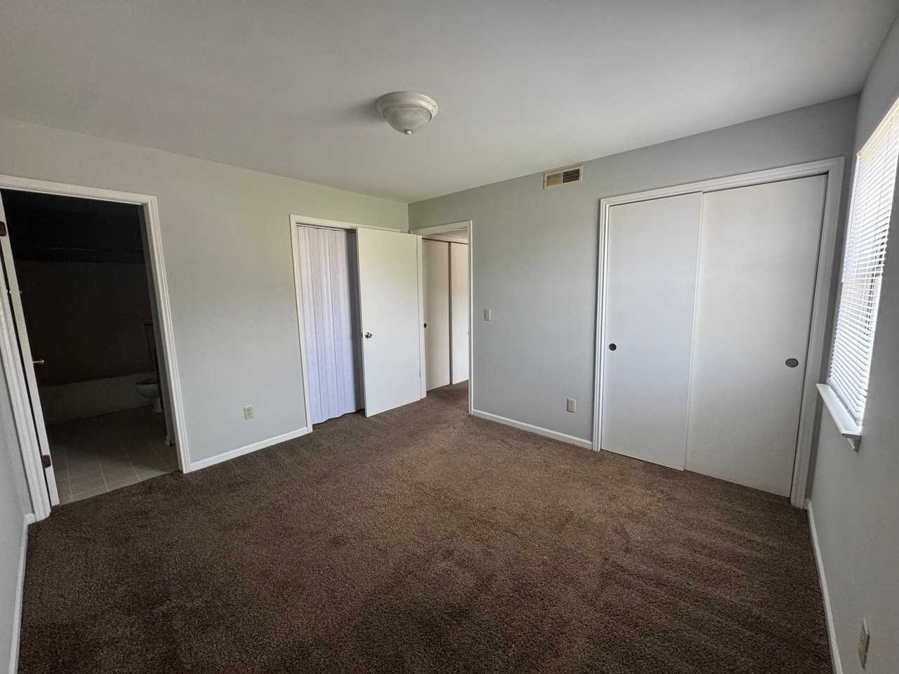 Hillside Apartments - Photo 6 of 8