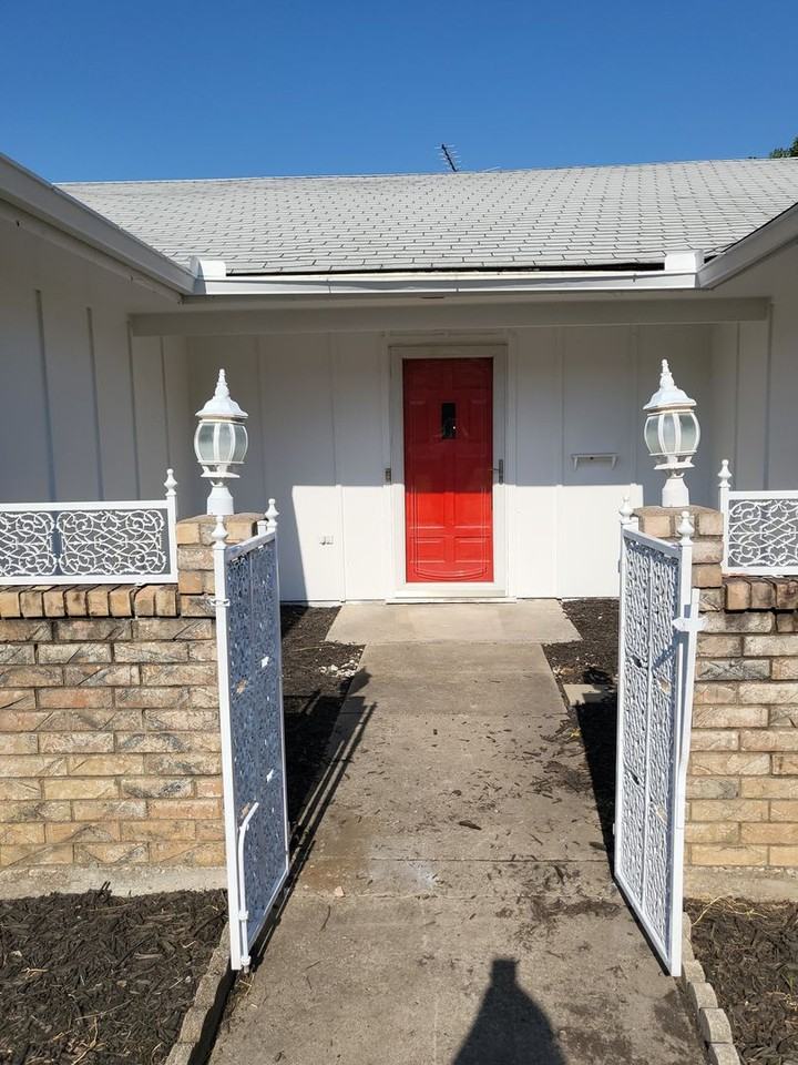 3625 Stephenson Dr - Photo 2 of 25