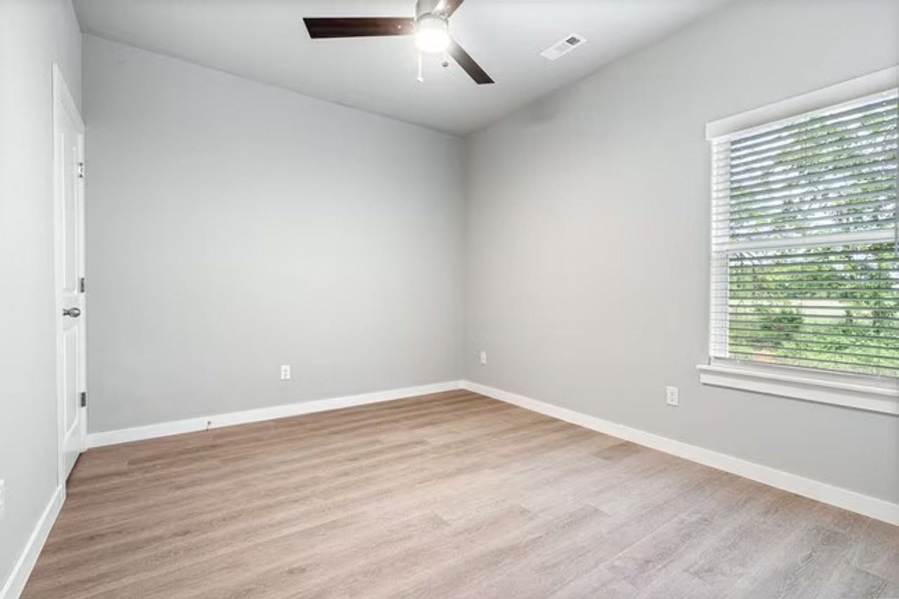 Farmington Hills Duplexes - Photo 6 of 14