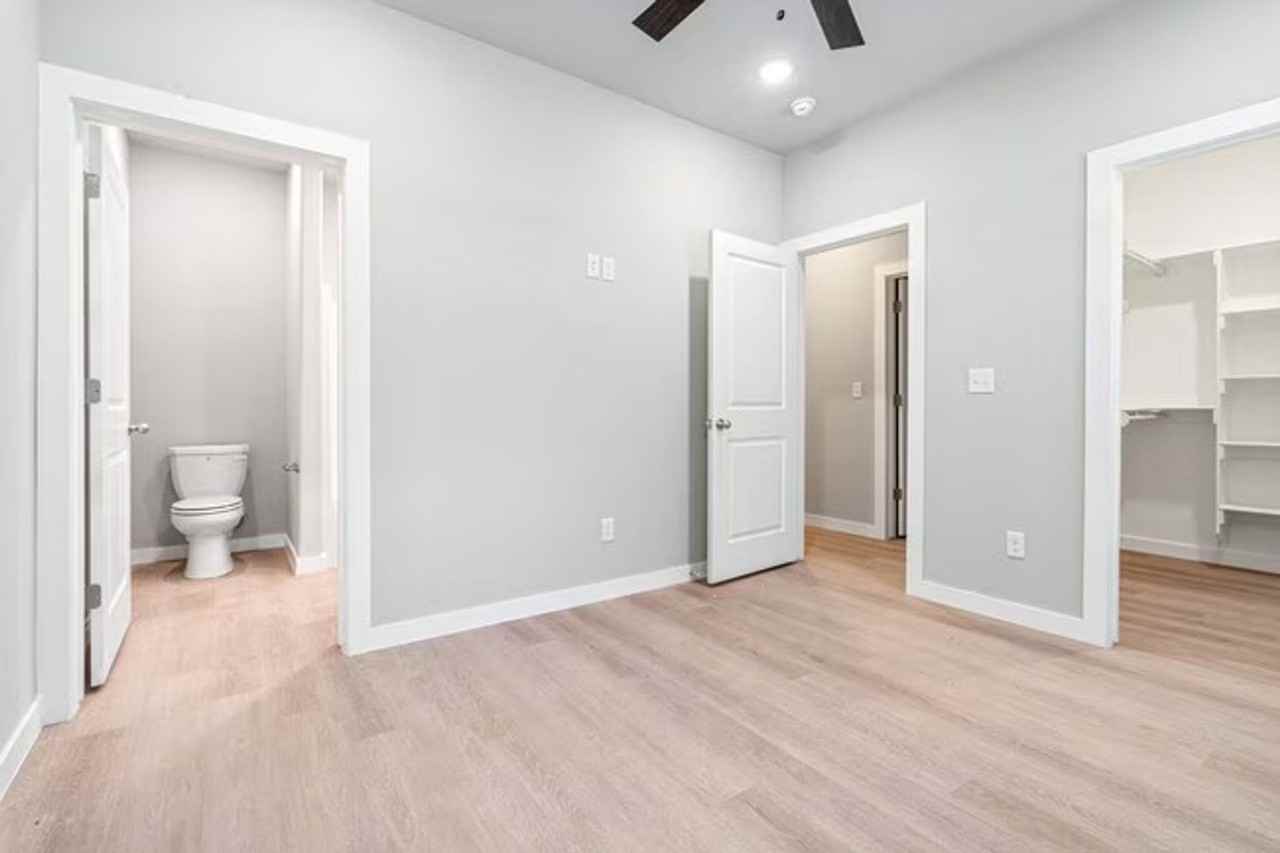 Farmington Hills Duplexes - Photo 7 of 14