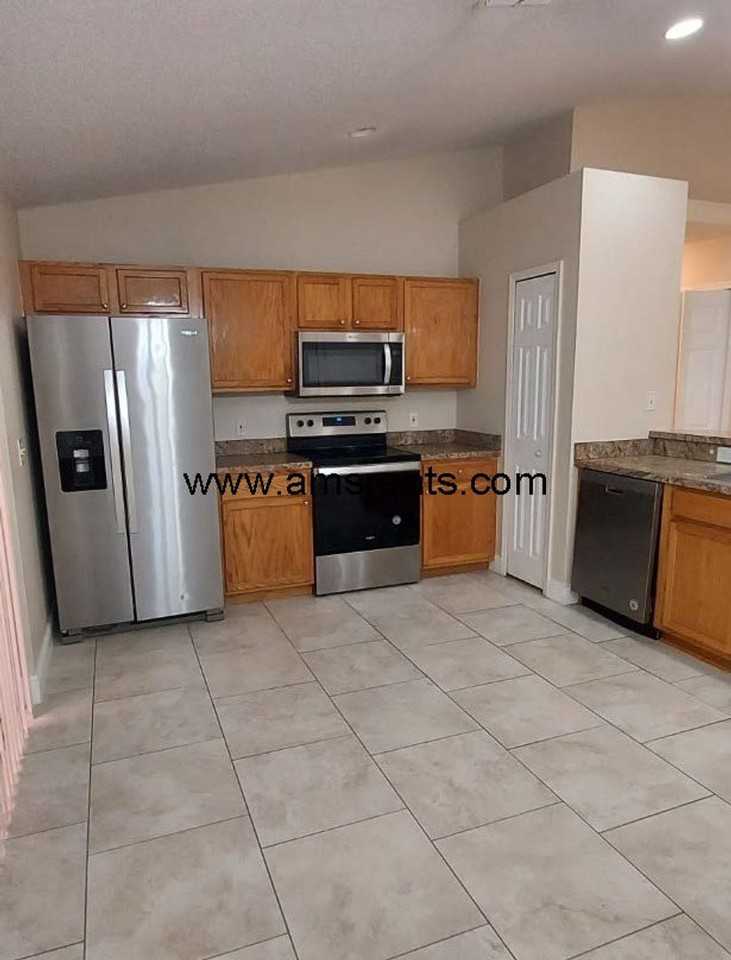 403 Francisco Way - Photo 7 of 19