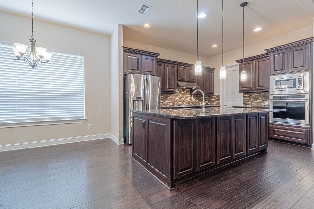 2727 Sonata Park - Photo 4 of 29