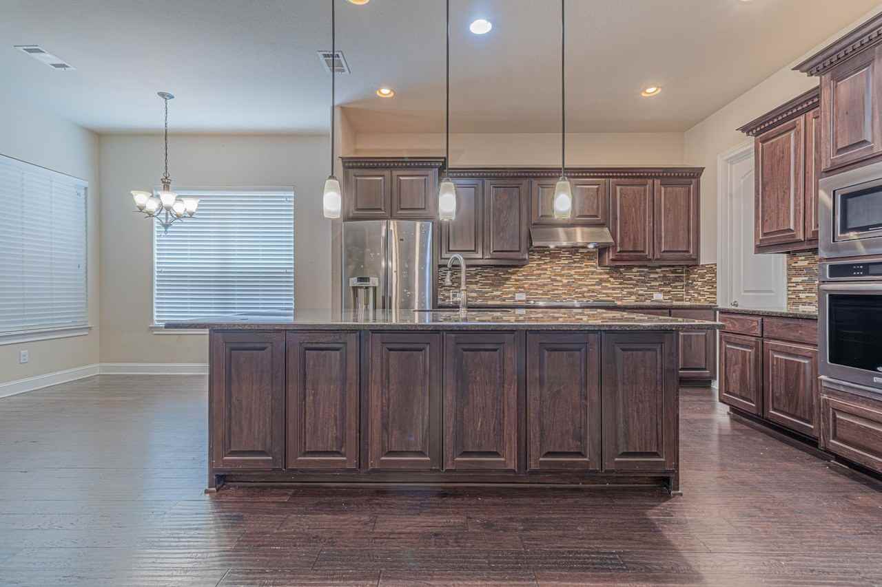 2727 Sonata Park - Photo 7 of 29
