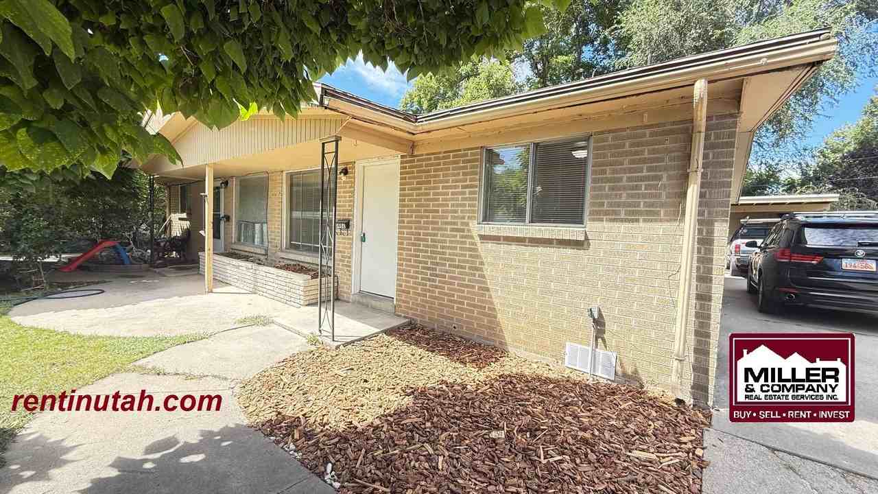 3462 S 700 E - Photo 2 of 13