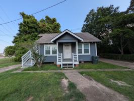 featured image of 1965 Kingsley Dr