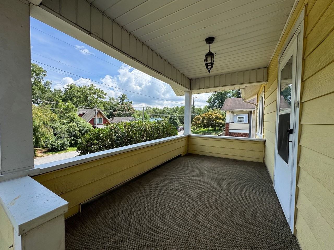 39 Ormond Ave - Photo 3 of 33