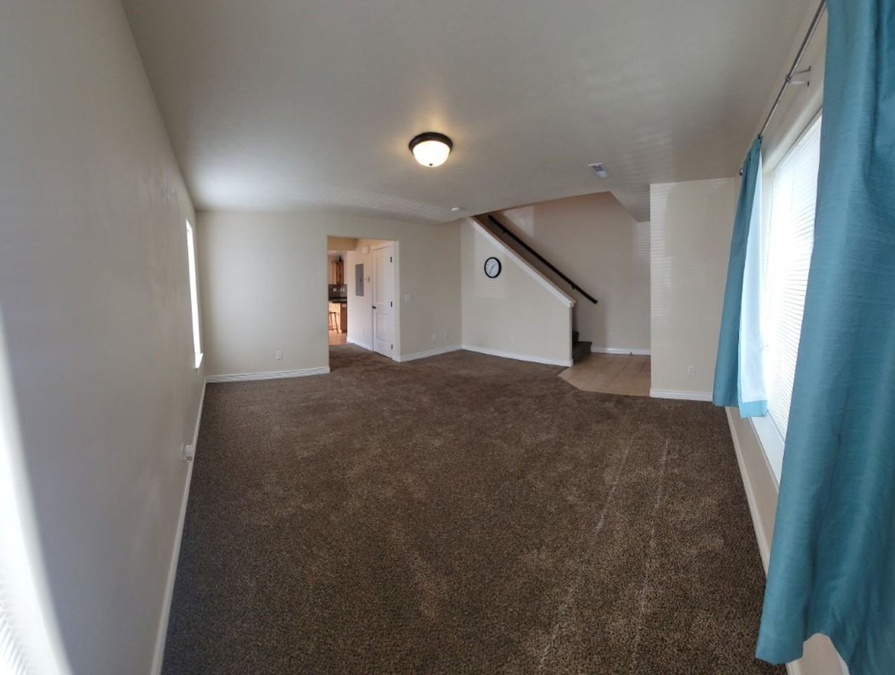 550 Sunflower Rd - Photo 3 of 15