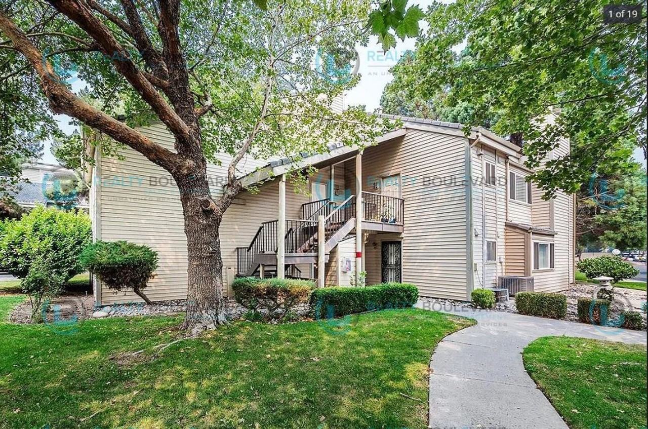 2344 Roundhouse Road