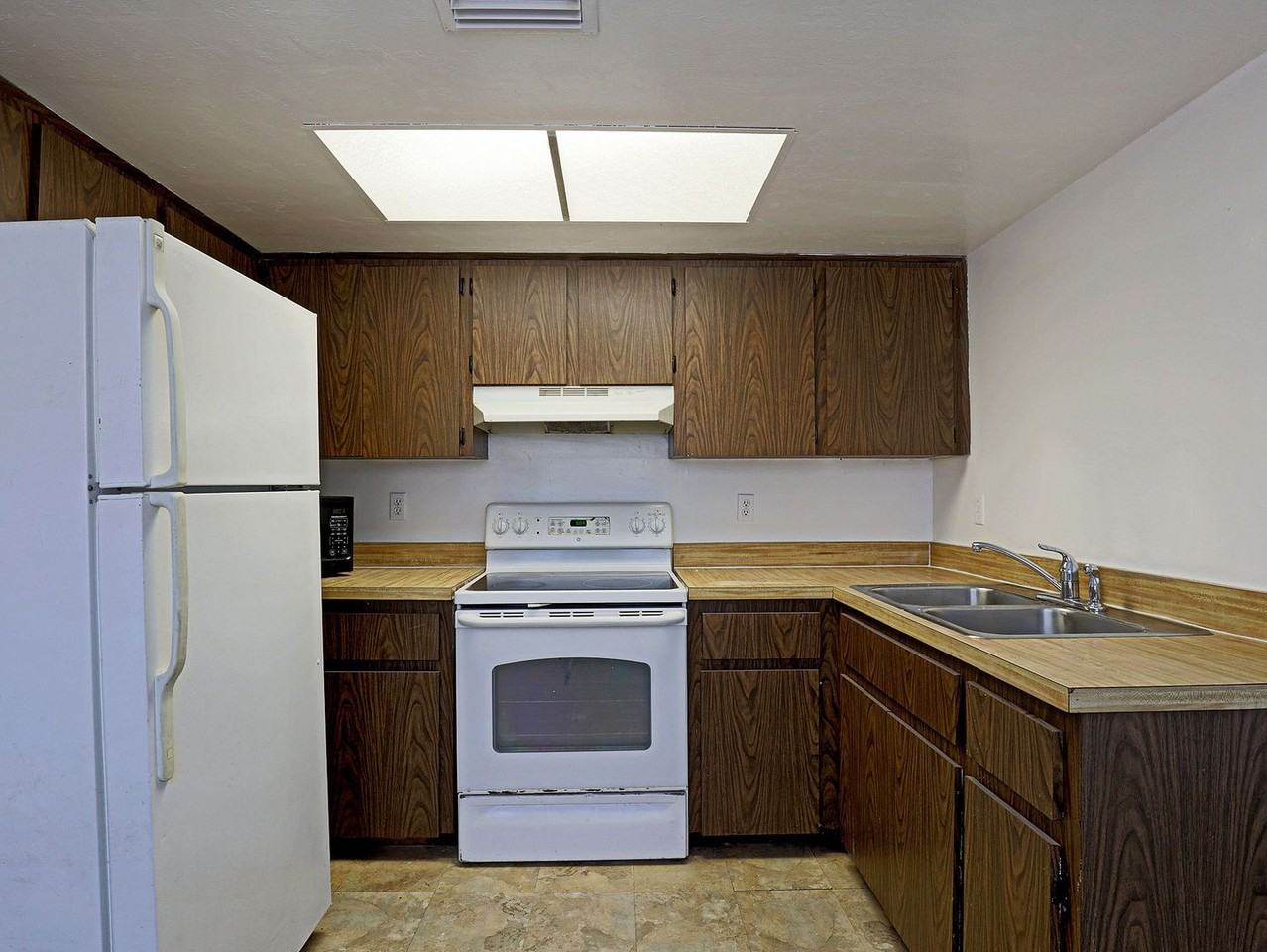 14193 Old Olga Rd - Photo 4 of 16