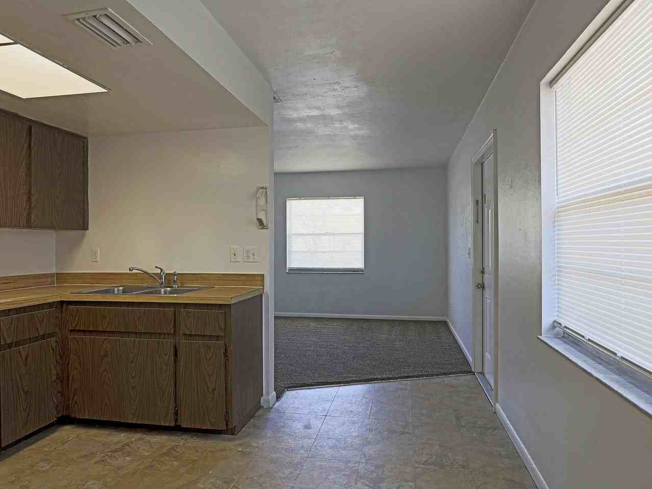 14193 Old Olga Rd - Photo 5 of 16