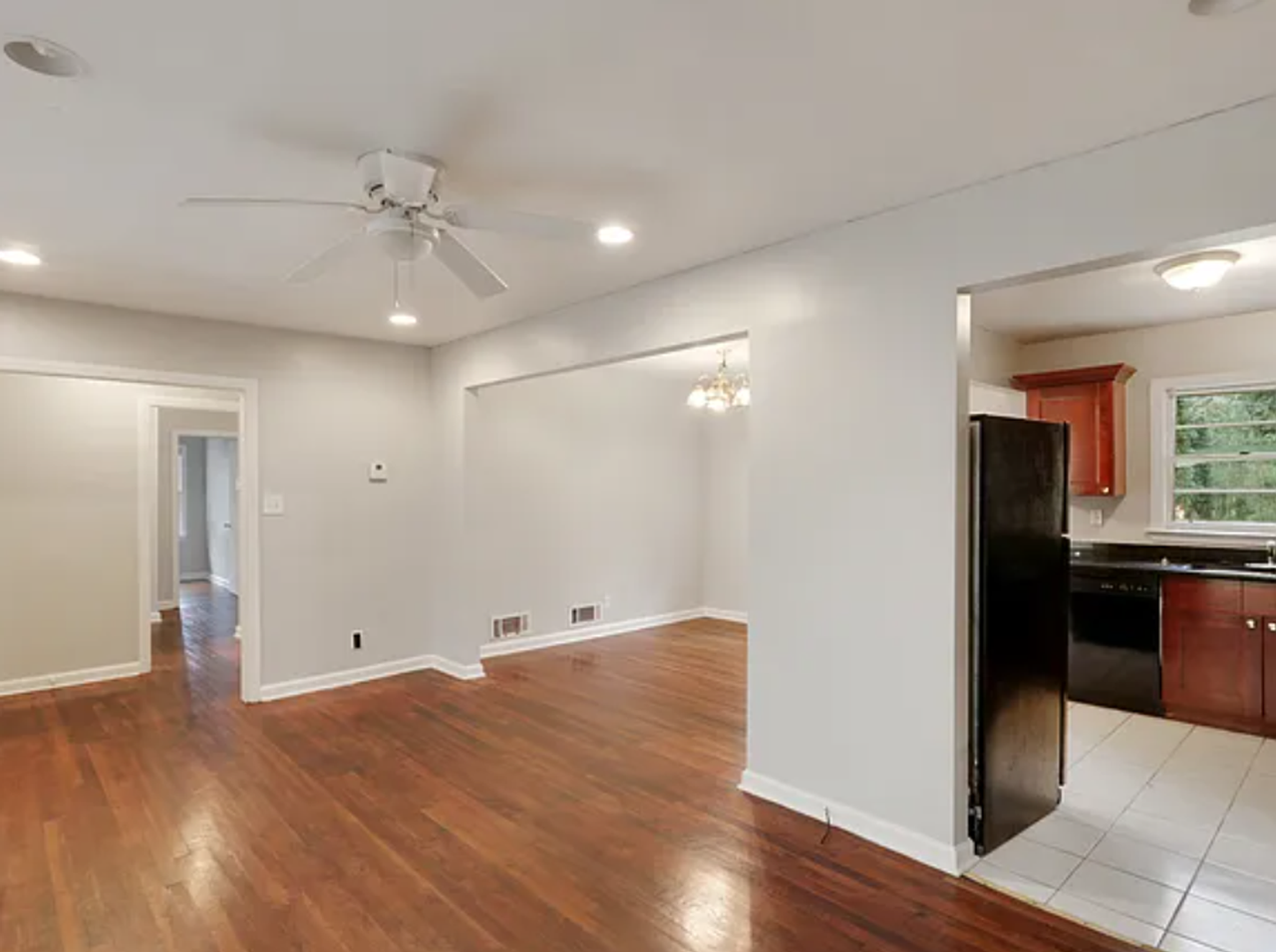 3243 Pinehill Dr - Photo 7 of 12