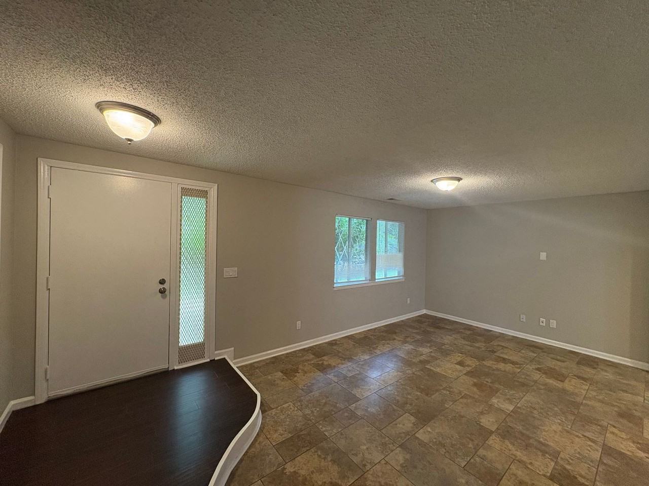 3654 Haven View Circle - Photo 3 of 38