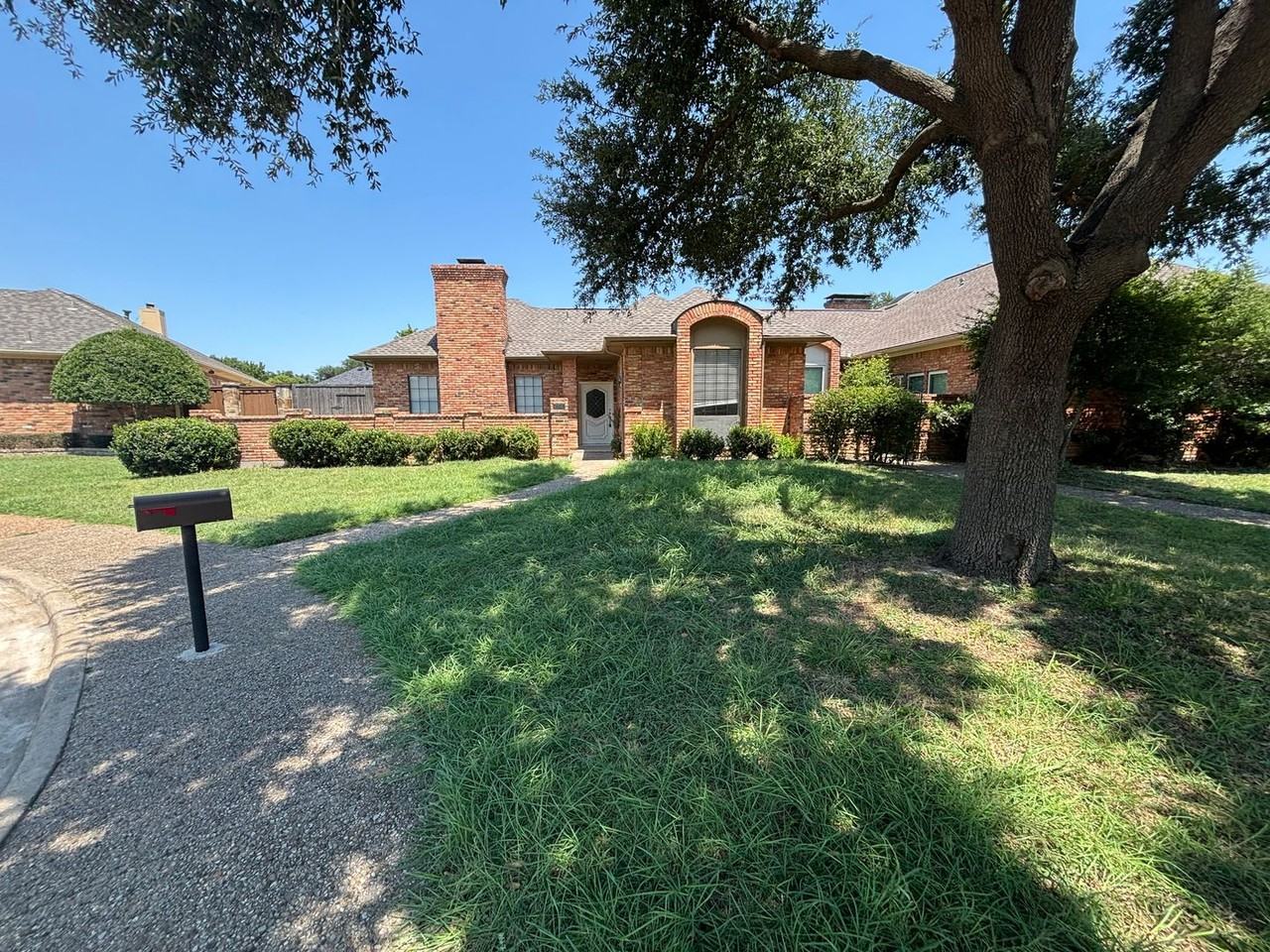 4105 Brooktree Ln - Photo 2 of 23