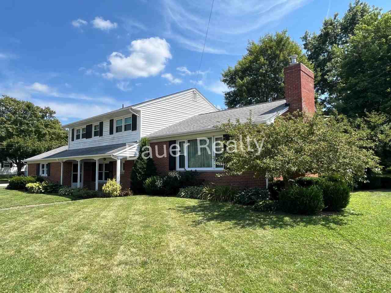 53 Clyde Avenue - Photo 3 of 35