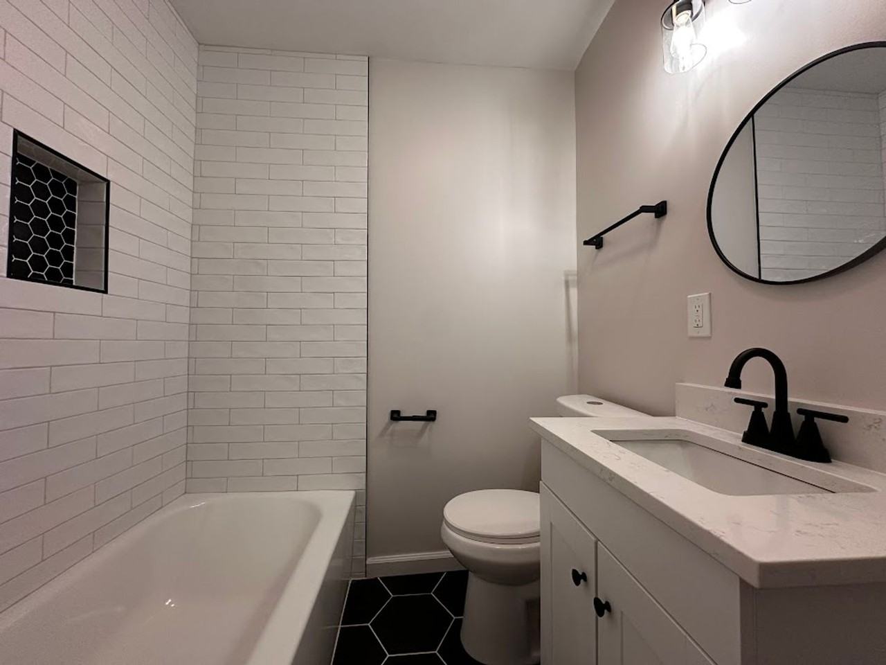 3393 Phillips Cir - Photo 6 of 11