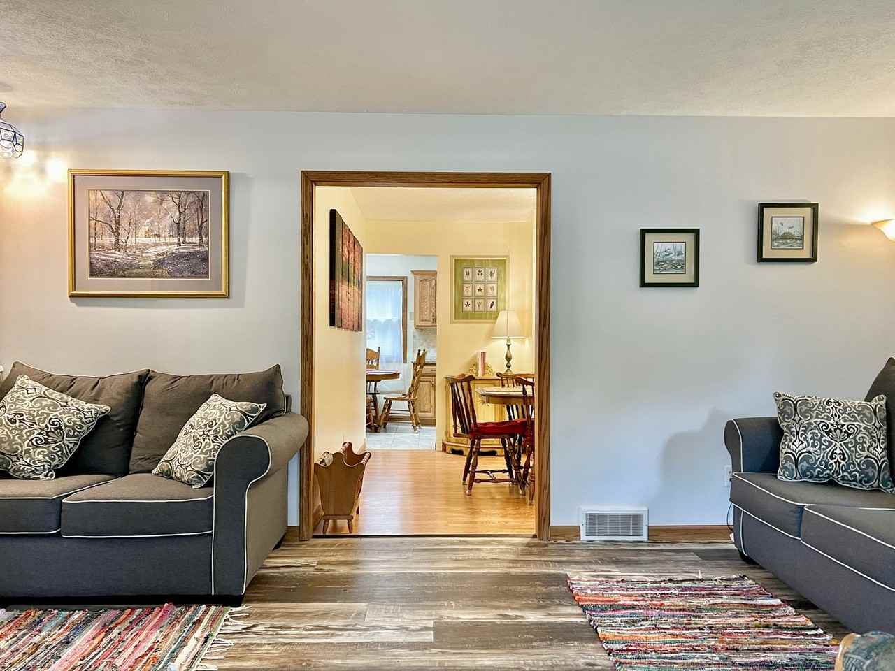4310 Shawn Dr - Photo 6 of 32