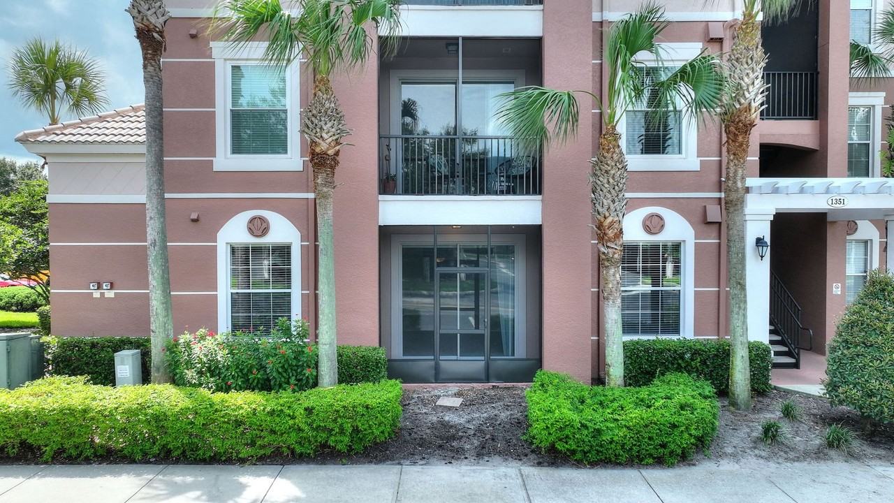 1351 Venezia Ct #101 - Photo 2 of 41