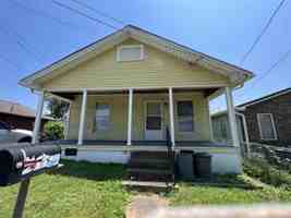 featured image of 426 Ferguson Ln
