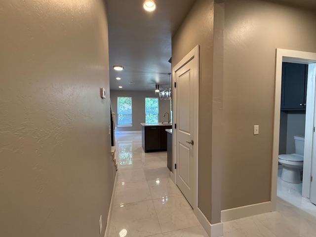 600 Abadan Dr - Photo 3 of 20