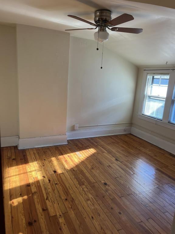 1057 Park Ave - Photo 6 of 7