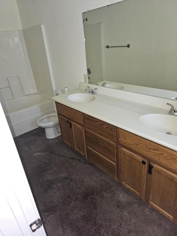 100 Surrey Ln - Photo 3 of 11
