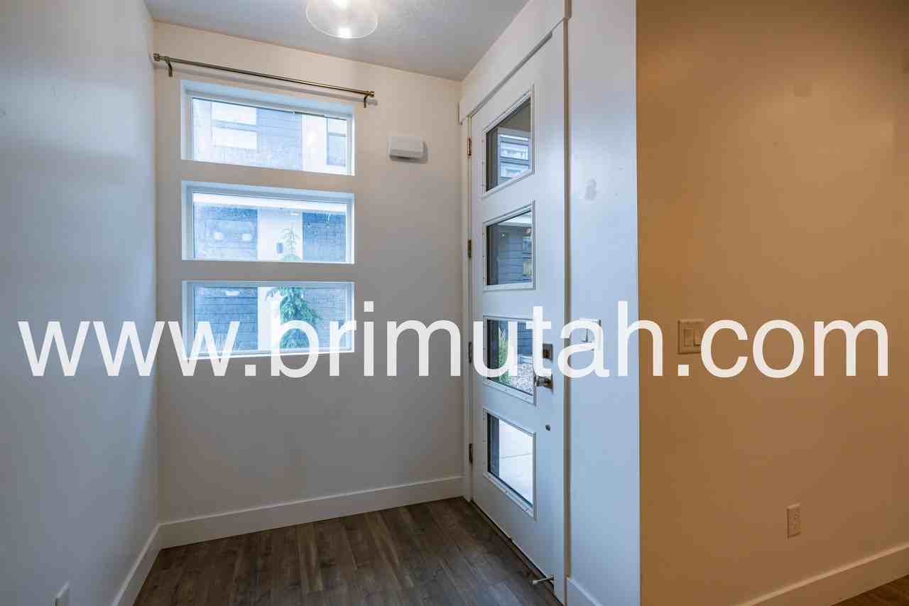 9196 S Holiday Bowl Ct #1 - Photo 6 of 28