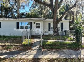 featured image of 116 N College St #A