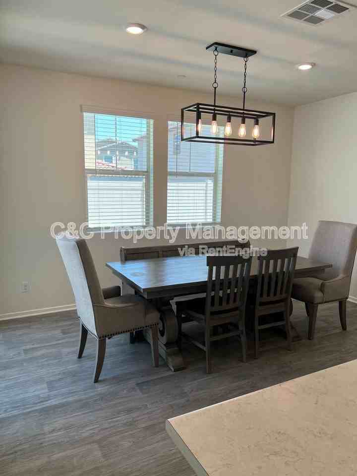 17169 Gray Pine Pl - Photo 7 of 15