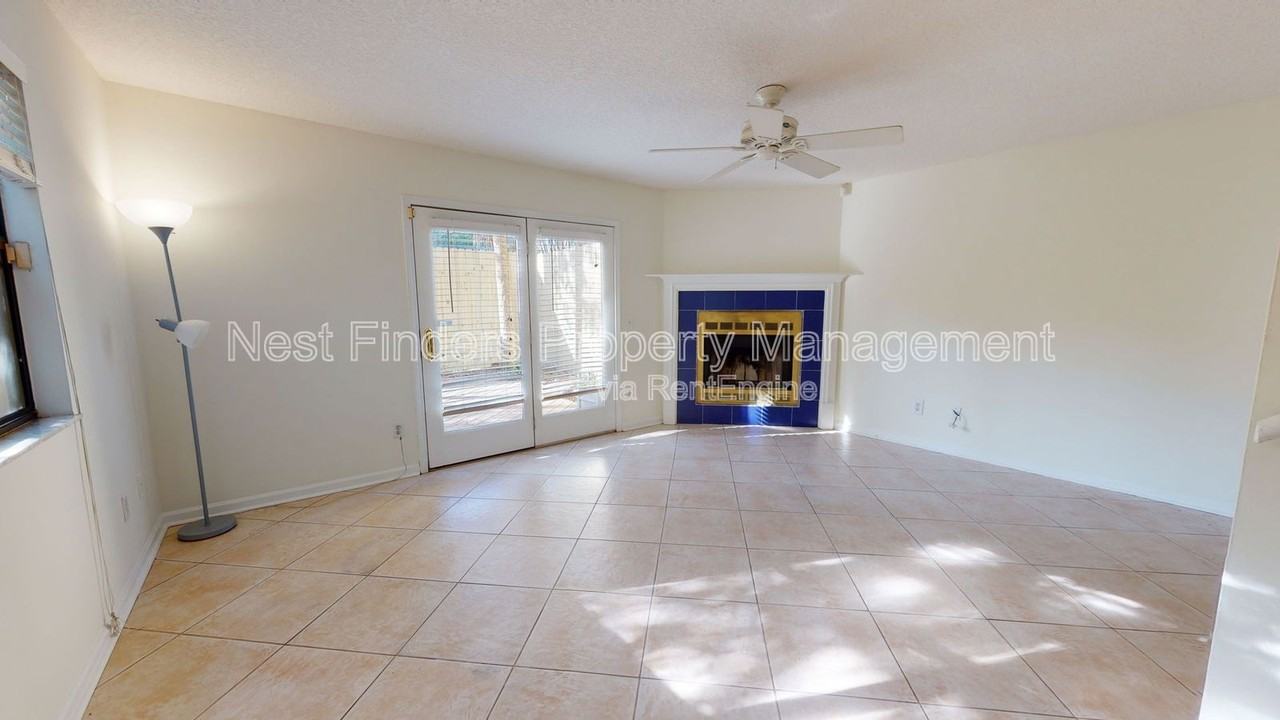 124 Magnolia St - Photo 2 of 24