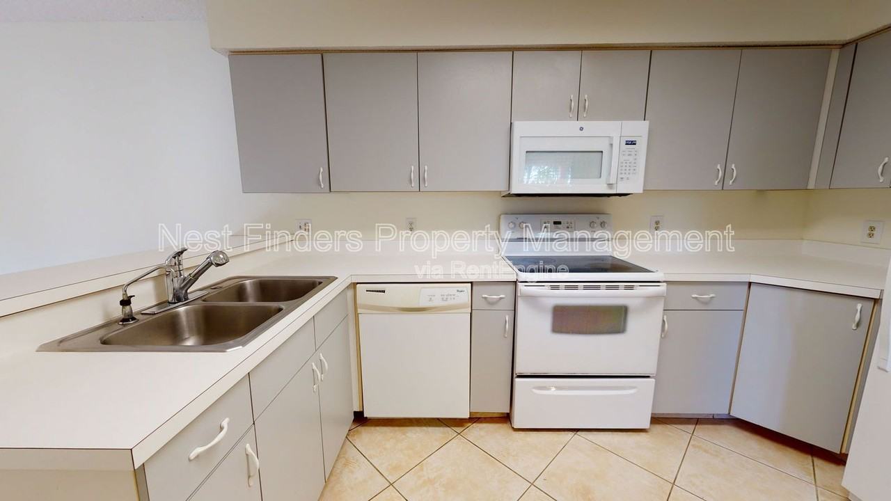 124 Magnolia St - Photo 6 of 24