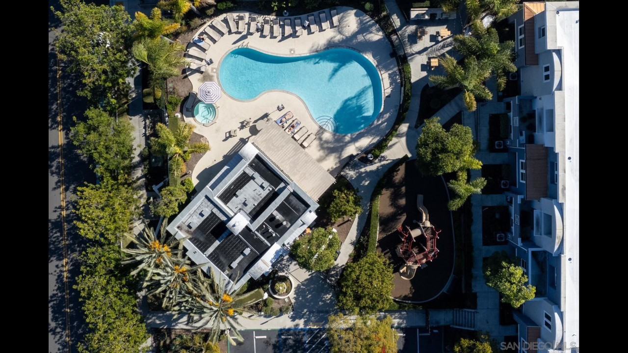 Sandcastle Ln - Photo 3 of 13