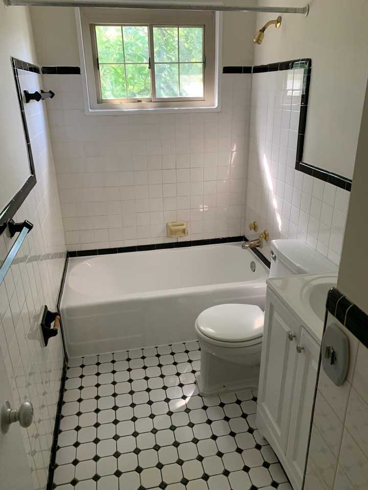 5358 Pooks Hill Rd #1 - Photo 5 of 22