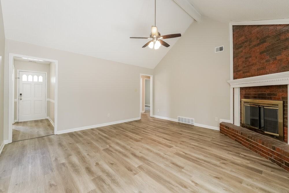 488 Mysen Dr - Photo 5 of 16