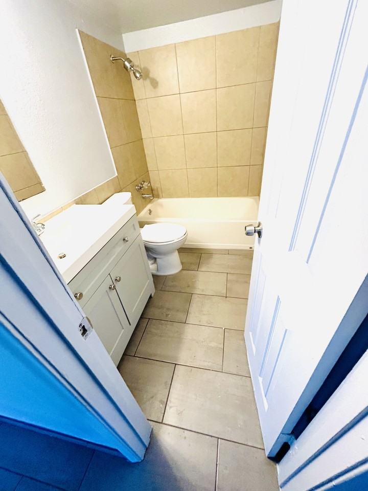 20 W Southern Ave #A - Photo 6 of 21