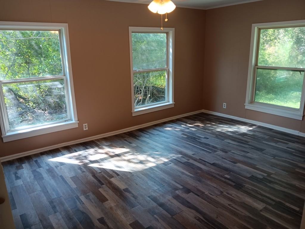 1407 Chattanooga St - Photo 3 of 11