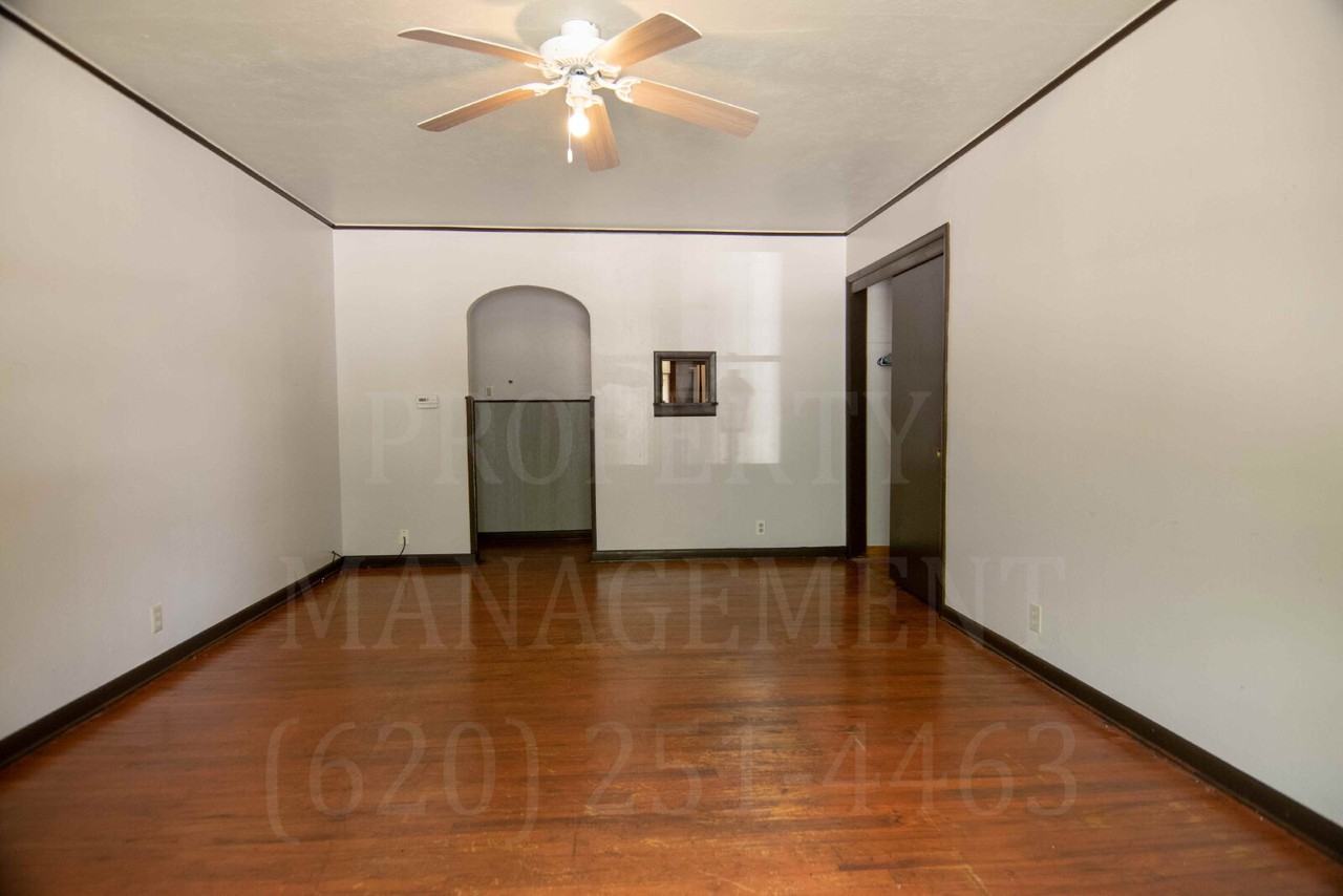 712 Cline Rd - Photo 2 of 17