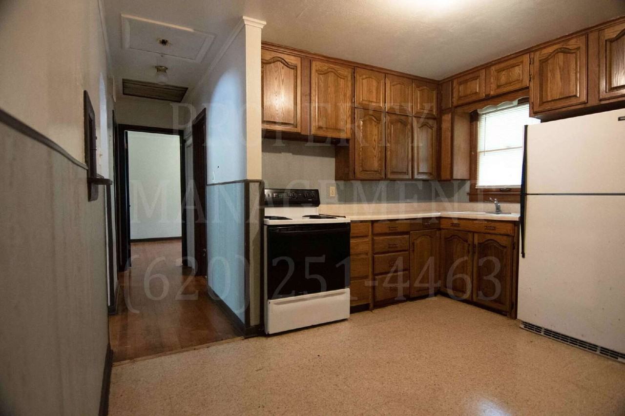 712 Cline Rd - Photo 3 of 17