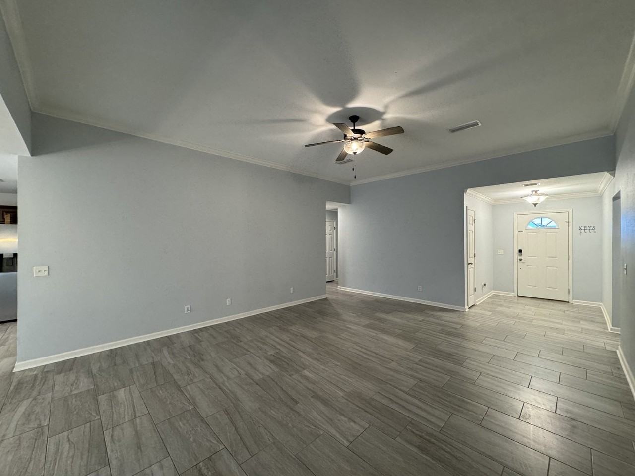 3549 Azalea Way - Photo 3 of 27