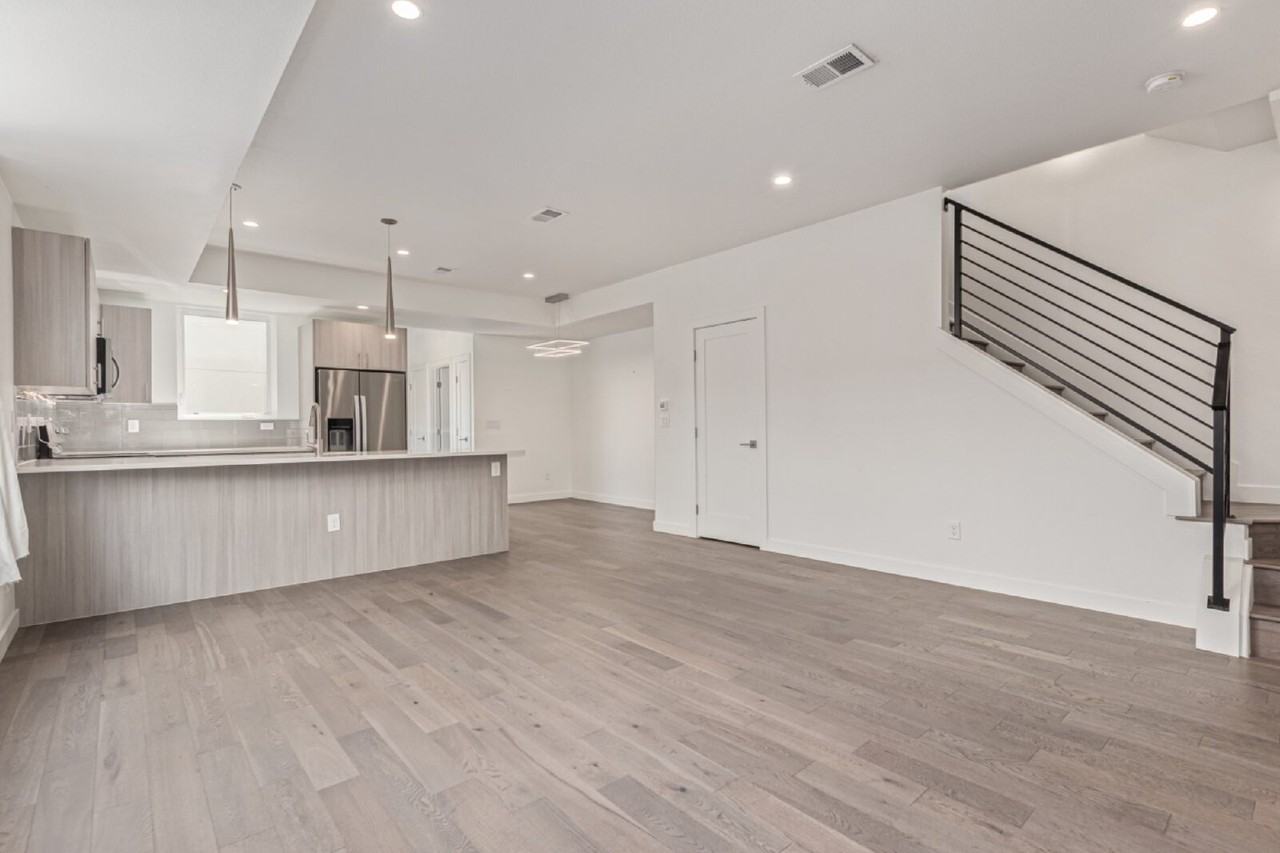 1332 N Perry St - Photo 6 of 24