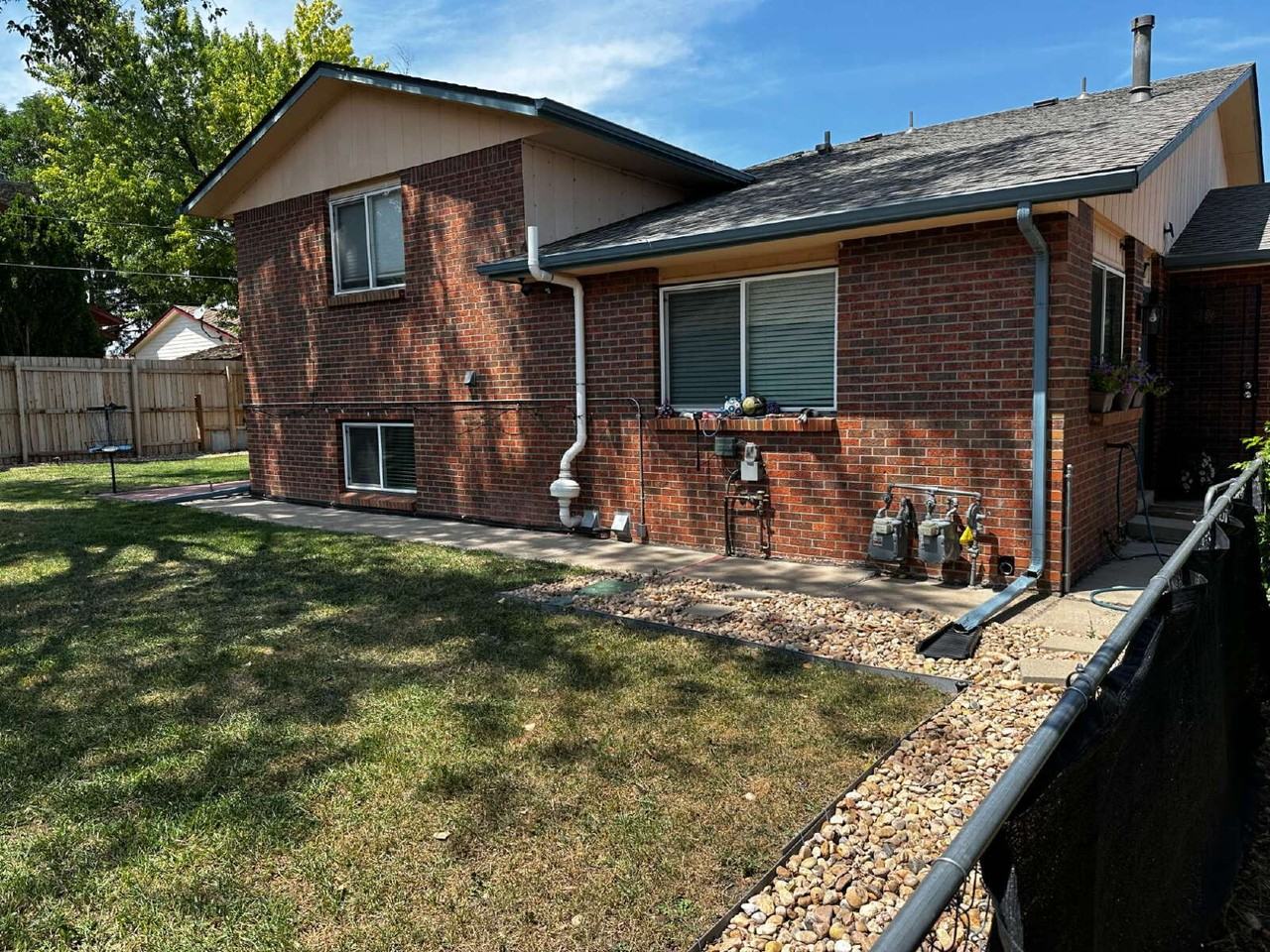 9561 Vance Court - Photo 4 of 50