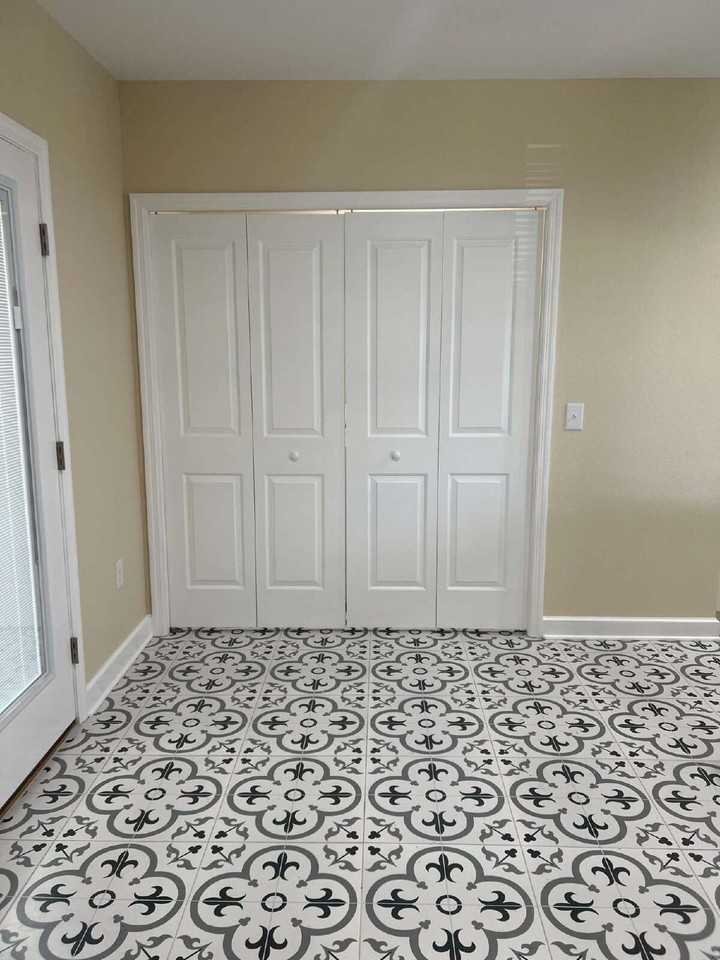 407 Avenue A Se - Photo 6 of 12