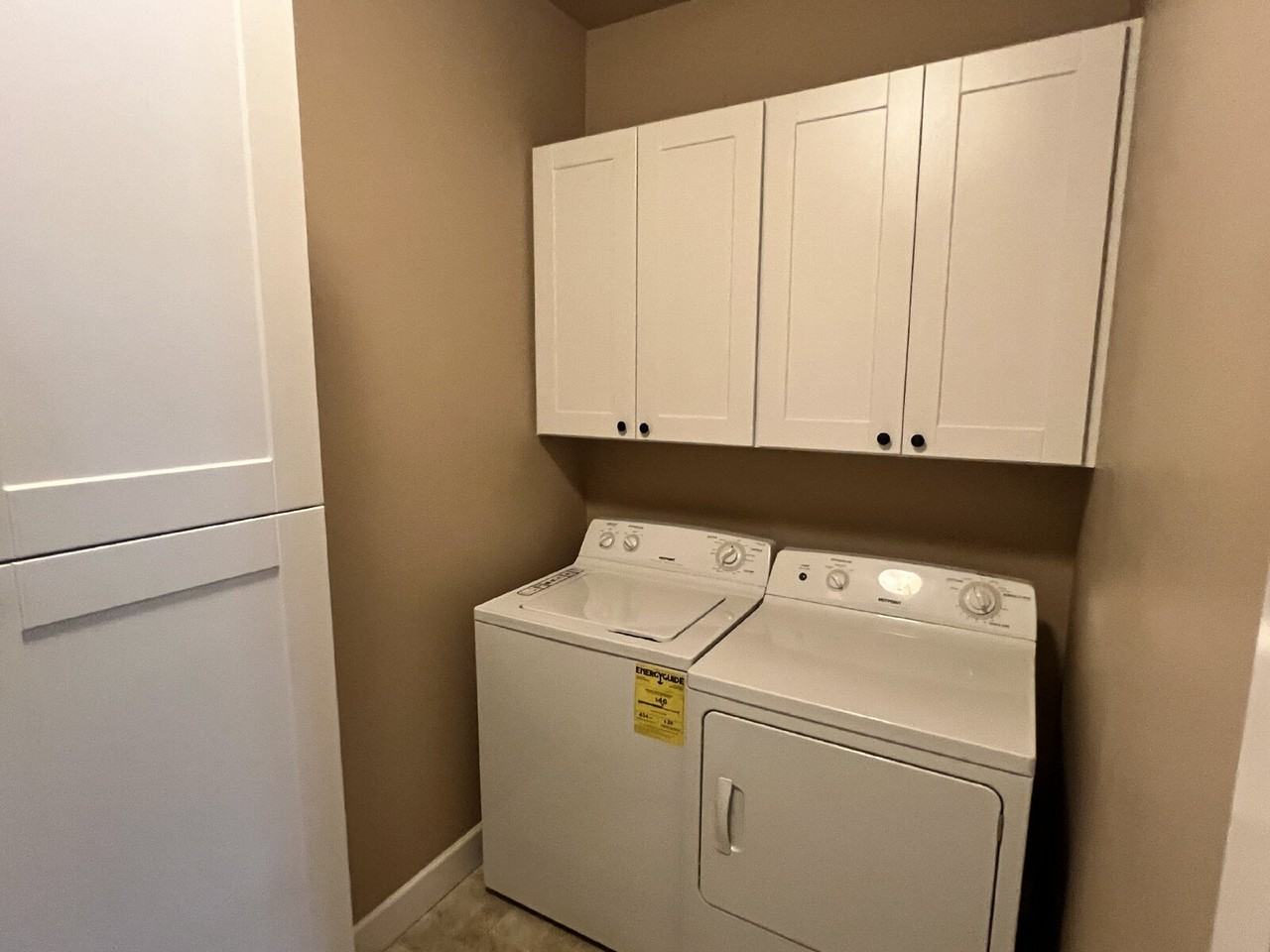 395 Ellie Ln - Photo 7 of 21