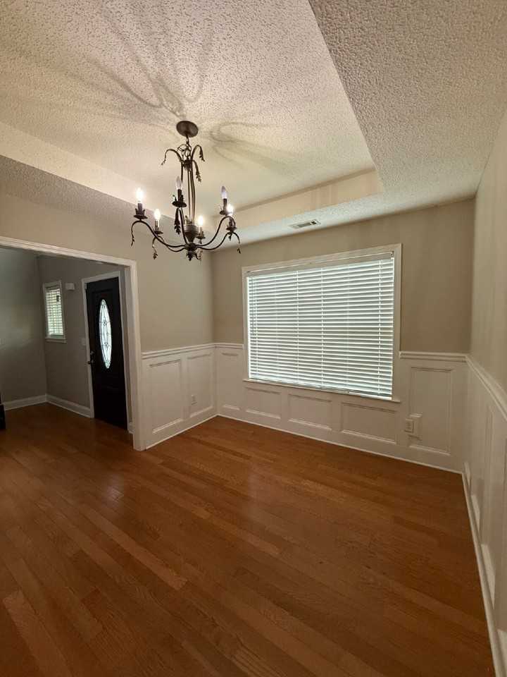 520 Millbrook Village Dr - Photo 3 of 13