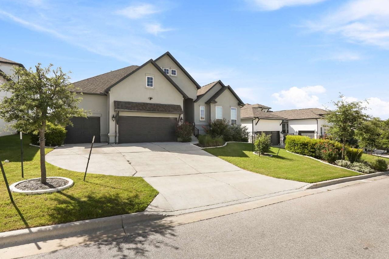 921 Trevi Fontana Dr - Photo 3 of 29