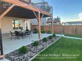 featured image of 490 Bluebell Lane W