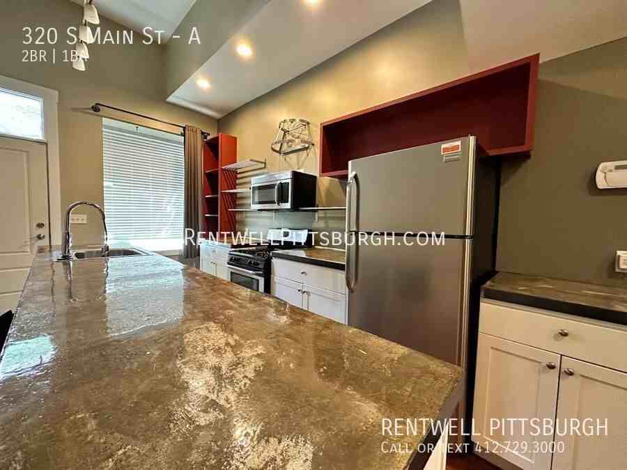 320 S Main St #A - Photo 2 of 11