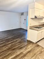 1300 N Laurel Ave #12 - Photo 1 of 1